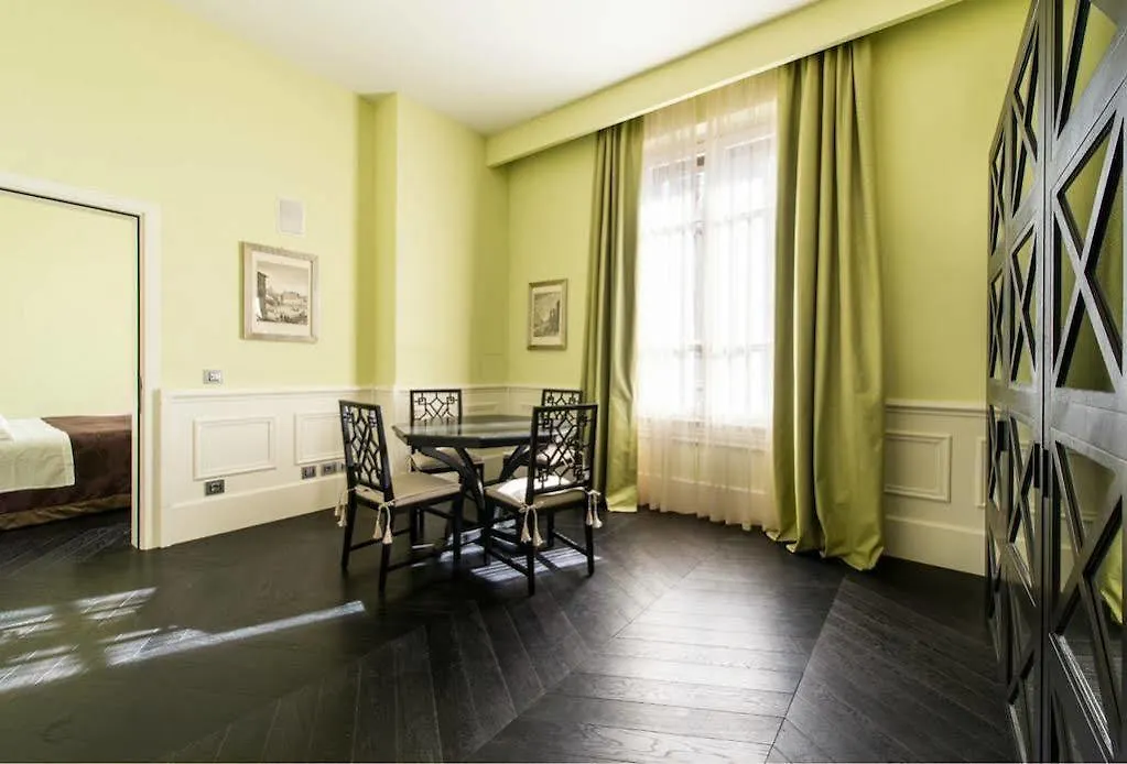 Cavalieri Palace Luxury Residences Florence 2*,  Italie