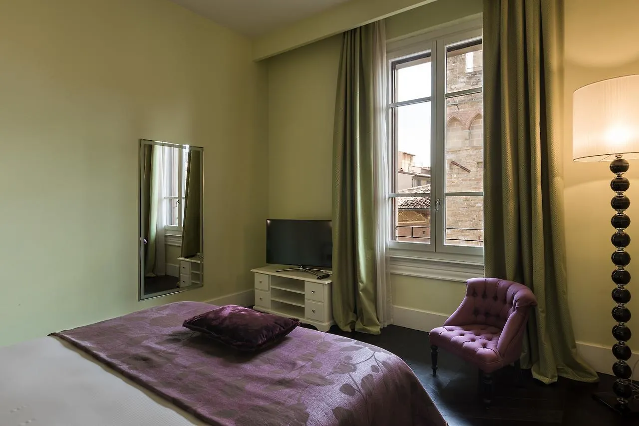 Cavalieri Palace Luxury Residences Florence 2*,