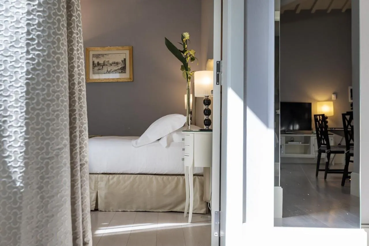 Cavalieri Palace Luxury Residences Florence 2*,