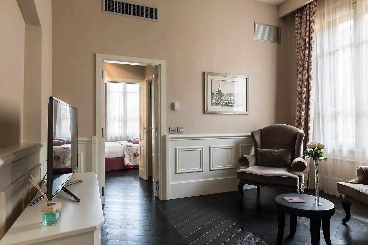 Cavalieri Palace Luxury Residences Florence